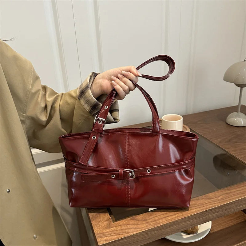 Vintage-Inspired Wine Red Shoulder Bag/Purse